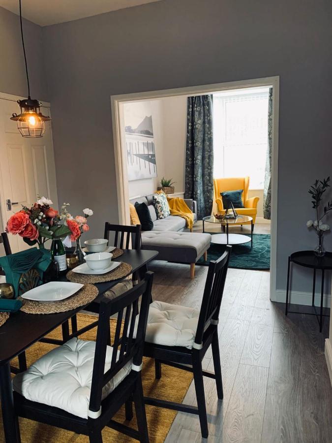 Stylish, Spacious & Luxurious Home - Parking 리버풀 외부 사진